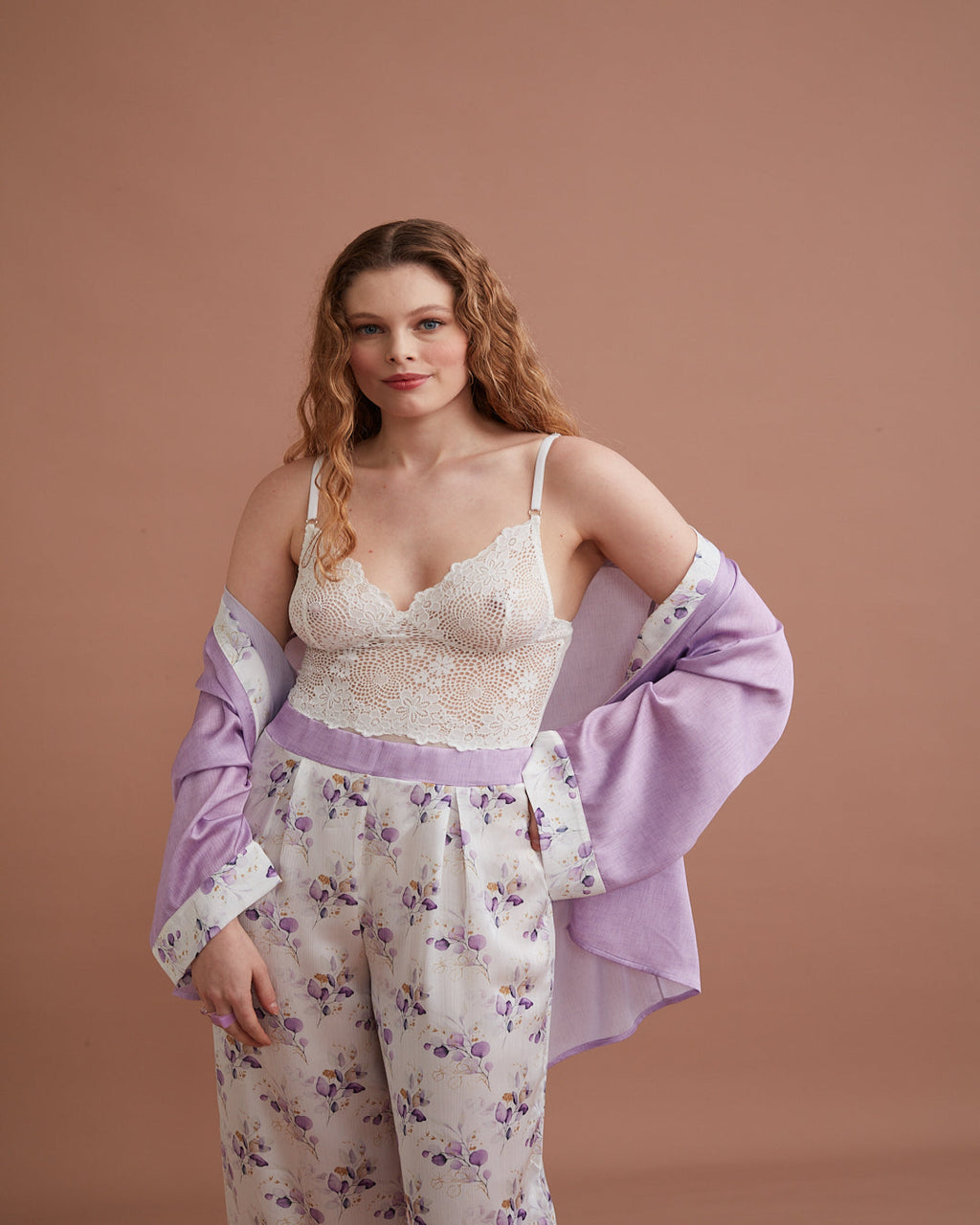 طقم بيجامة زفاف فاخر مكون من 3 قطع
 تي كيه ام 3029