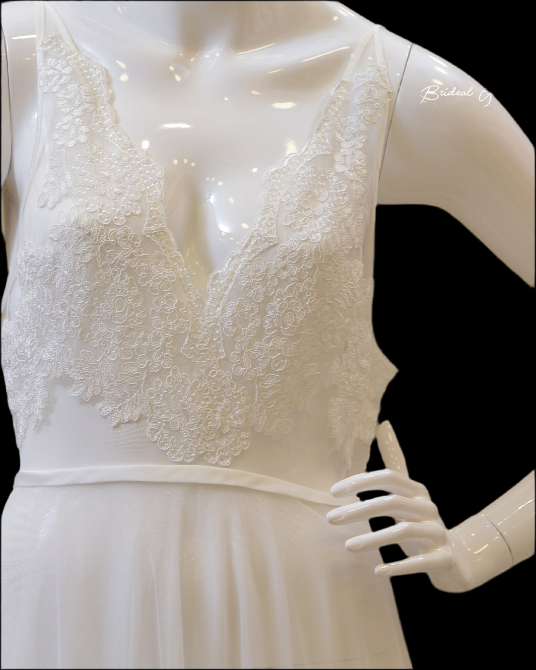 Bridal Gown L37945 1Pcs