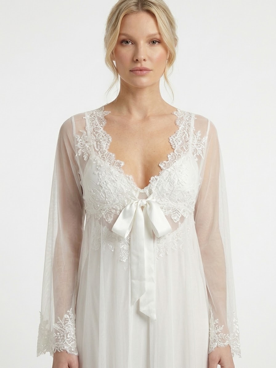 Bridal set 2 pieces satin&lace with cup 110